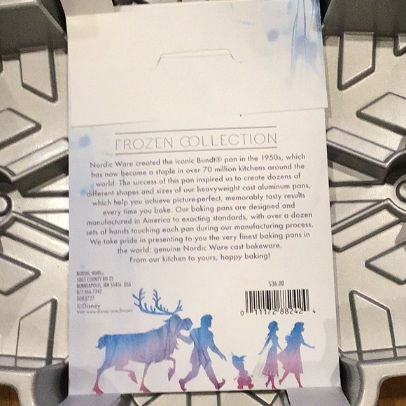 Nordicware Frozen snowflake cake pan 6cups - Picture 3 of 6